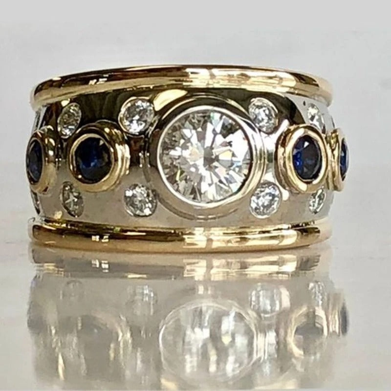 Vintage 18k Gold Ring with Zirconia